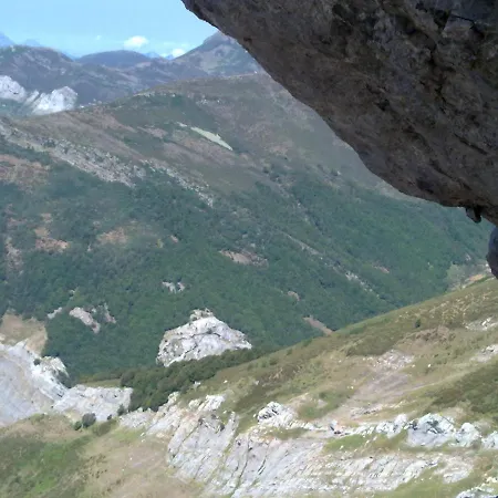 Casa Altobierzo, 9 Y 9 Banos Gospodarstwo wiejskie *
