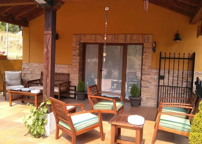 Casa Altobierzo, 9 Y 9 Banos * Pobladura de las Regueras