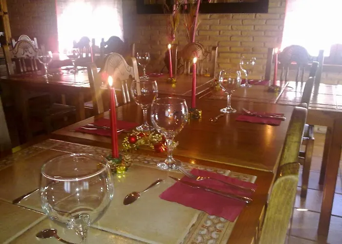 Casa Altobierzo, 9 Y 9 Banos Kır Evi *